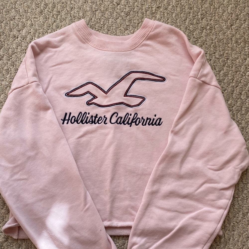 hollister cropped fleece sweater